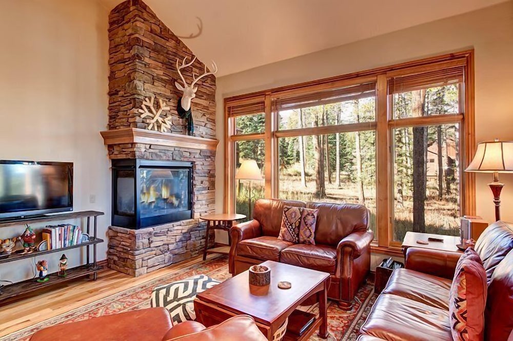 Four Pines Retreat