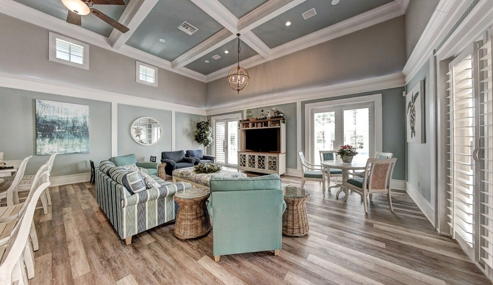 New Luxury Ocean Front 3 Bedroom 2 Bath Condo Sleeps 8 Cinnamon Beach Resort