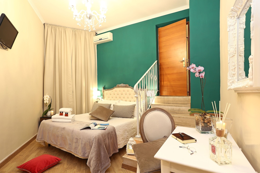 Liberty Vatican Suites