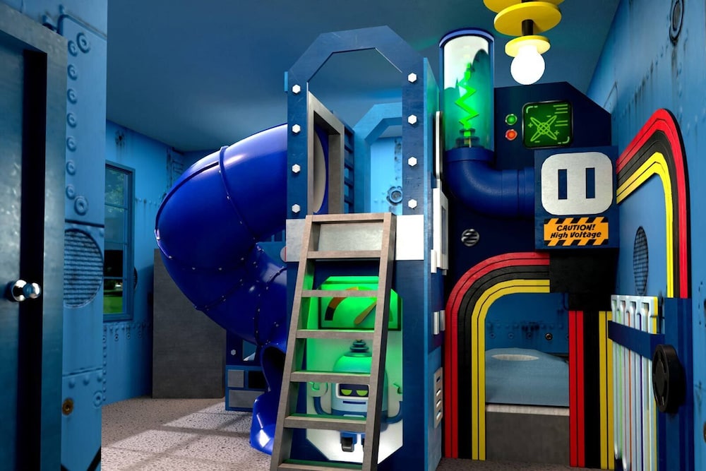 Vor5502aa: 5 Bed, Imagination Lab, Pool