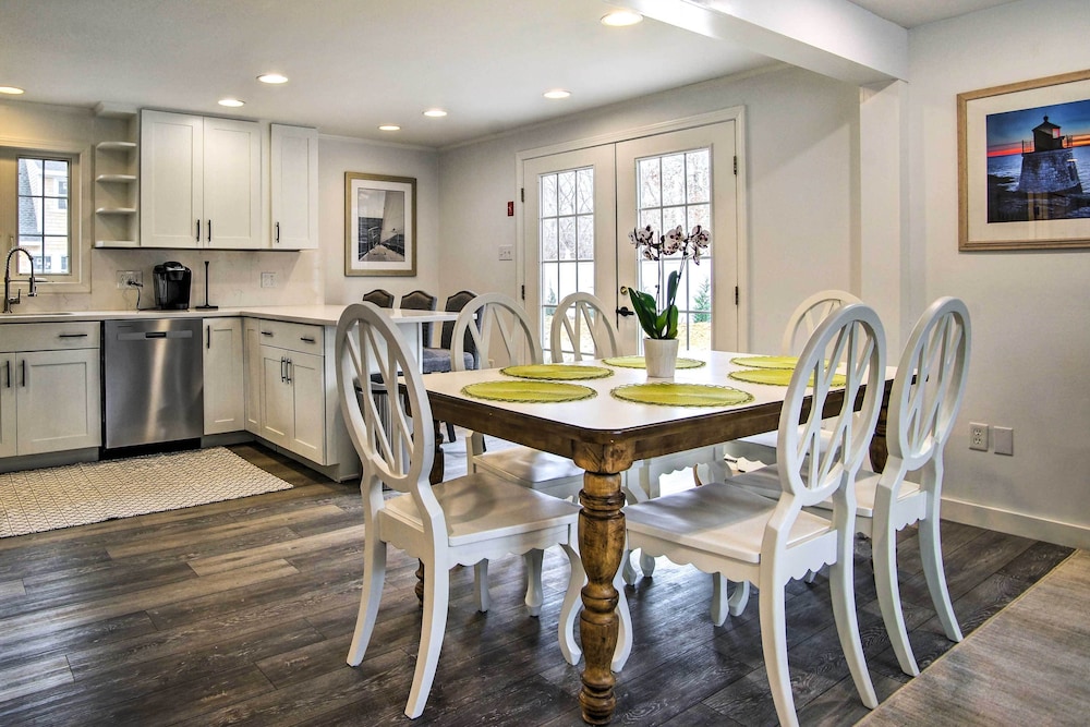 Cozy Edgartown Vacation Rental Near Beach!