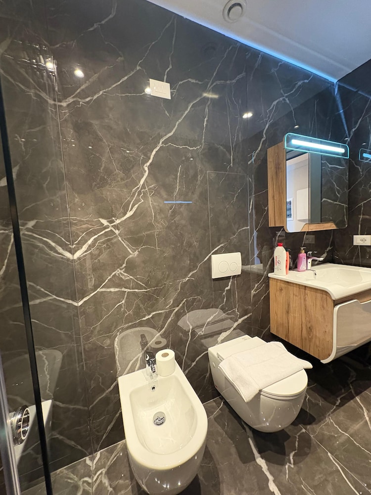 Blue Boutique Apartments 4