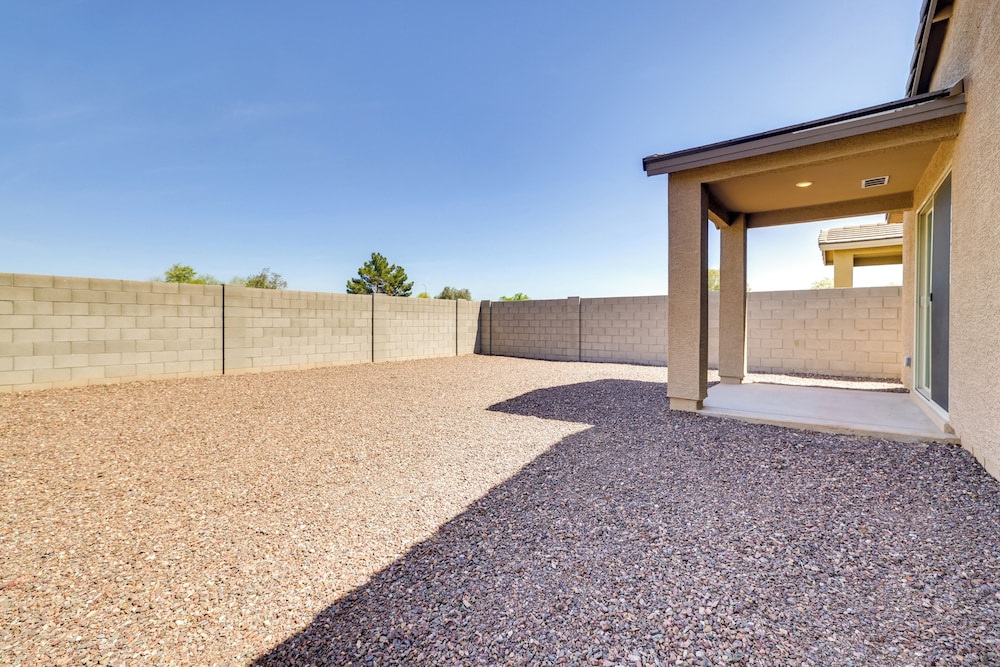 Hike, Explore & More: Phoenix Area Getaway