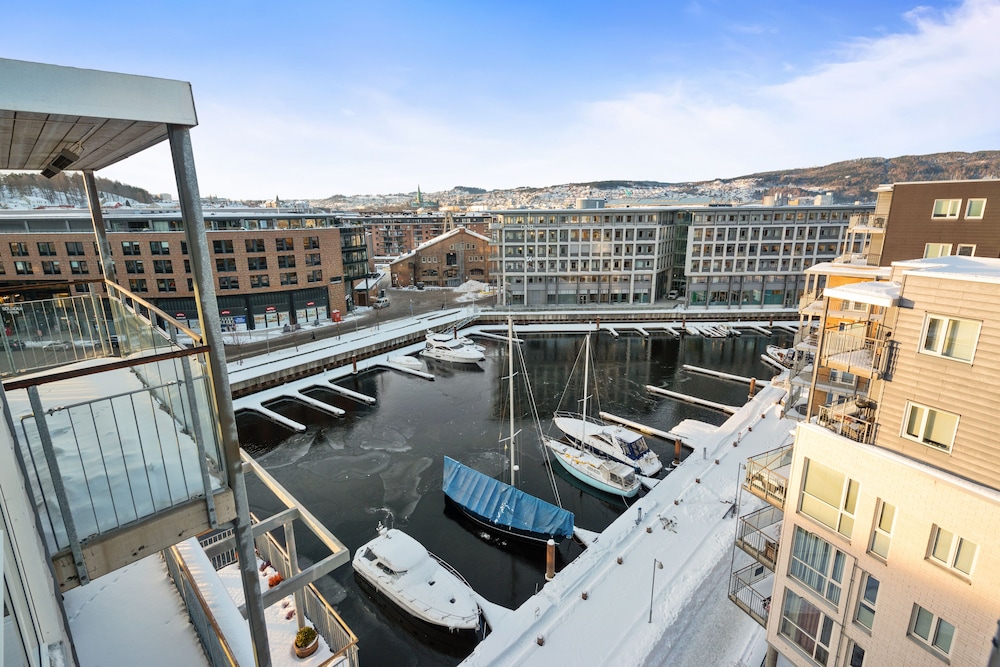 Bjørvika Apartments, Solsiden Area, Trondheim city center view 2