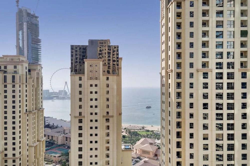 Large 4 Bedroom Sea View Jbr