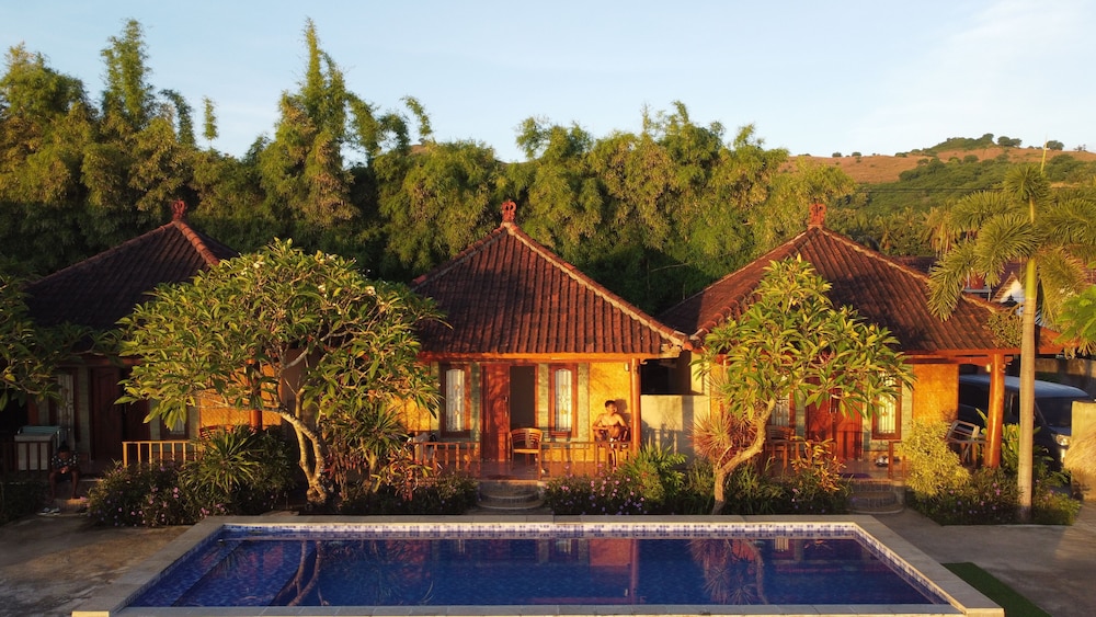 Krisna Bungalows & Restaurant