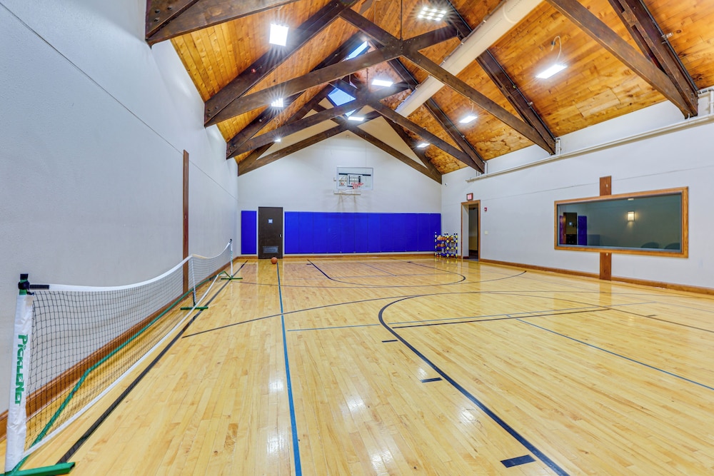 Views & Indoor Pool! The Galena Territory Gem