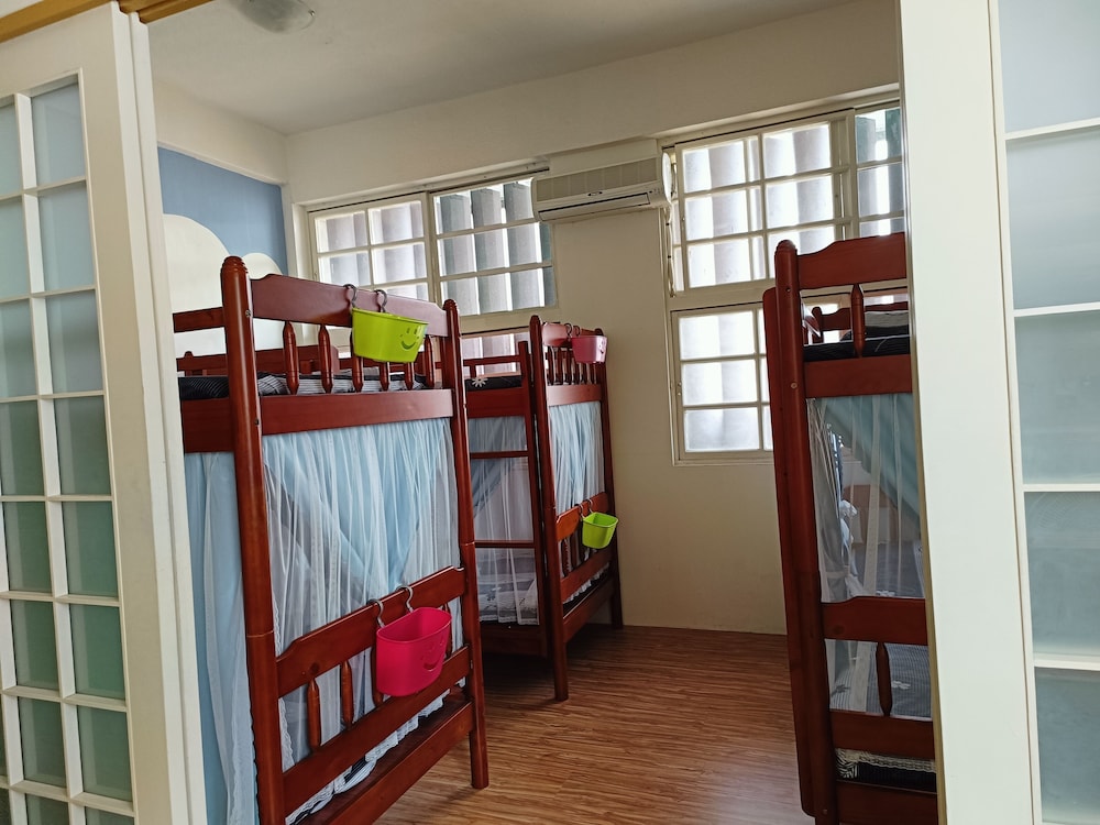 DF Park Space Hostel
