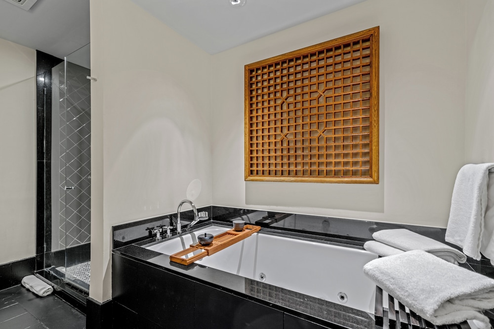 The Setai Private Luxury Residences