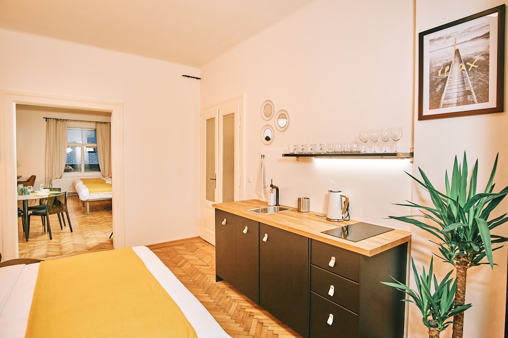 CAMŌ ROOMS - Boutique Aparthotel