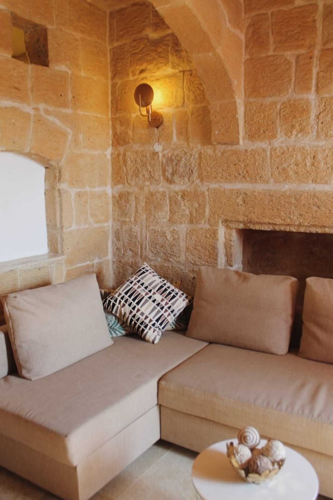 Barakka Garden Studio view 4