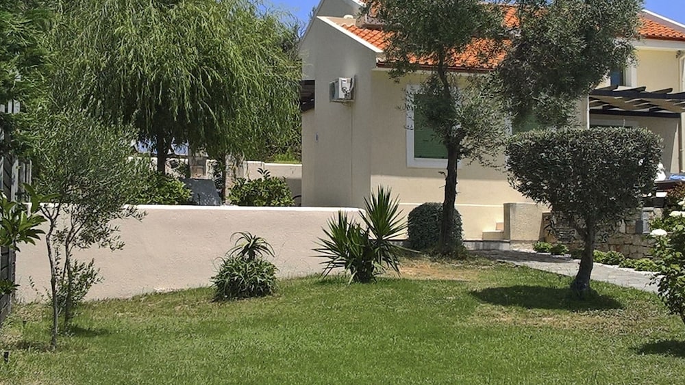 Villa Mirothea