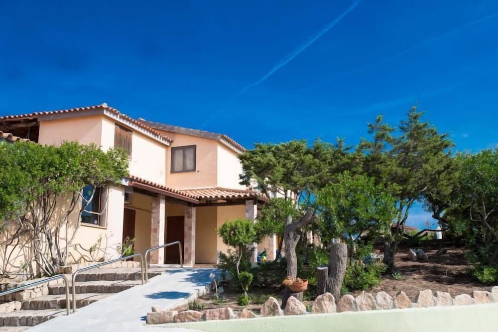 Mimose Beach Village