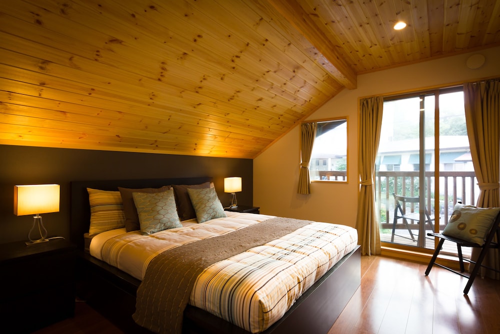 Hakuba Powder Cottages