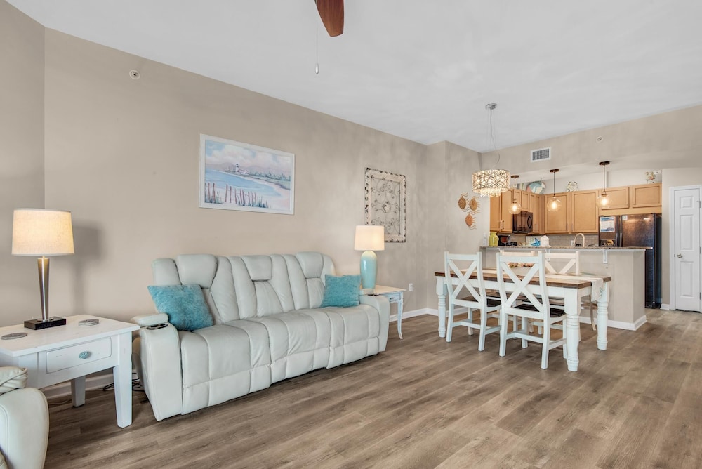 Palms Resort #1503 Jr. 2BR