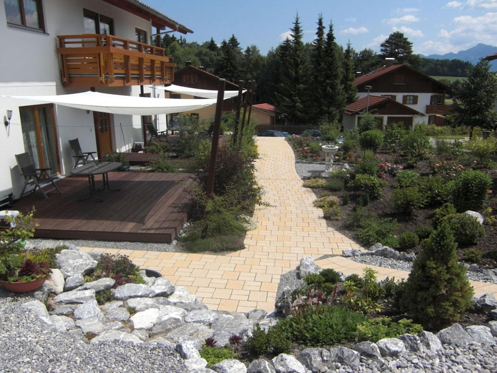 Holiday Apartment at the Rose Garden