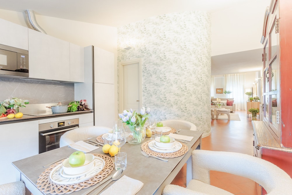 Cecilia House in Lucca