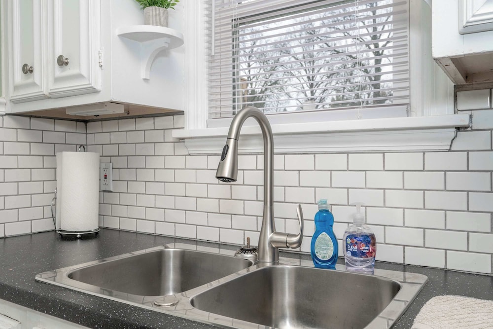 Kenwood Keys Suites for 12!