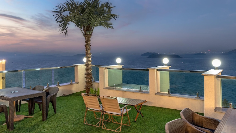 Yeosu Hemiswi SPA Pension view 4