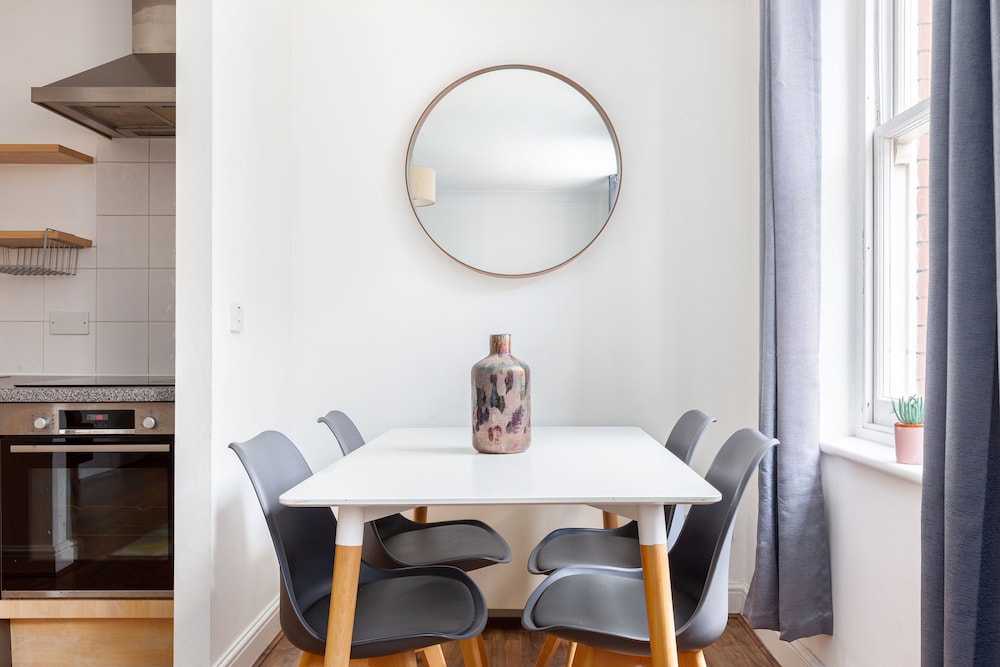 Bright 1 Bed Flat on Vibrant Brick Lane