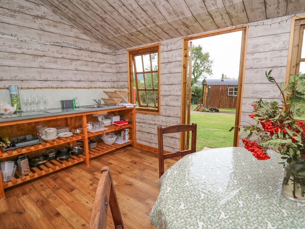 Sweet Briar Shepherds Hut