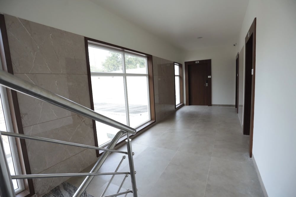 Arthana Residency Hotel