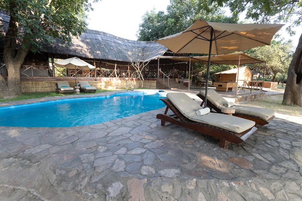 Zikomo Safari Lodge view 5