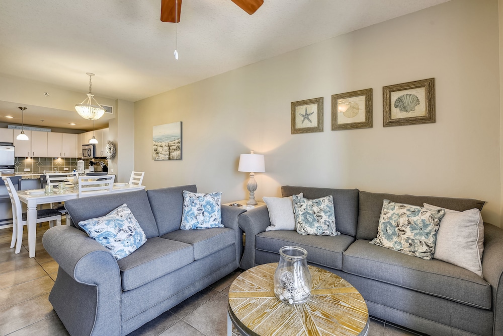 Grand Panama Beach Resort by Book That Condo
