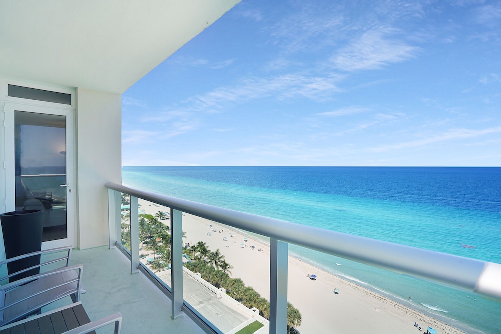 Beautiful Apartment in Hollywood Beach