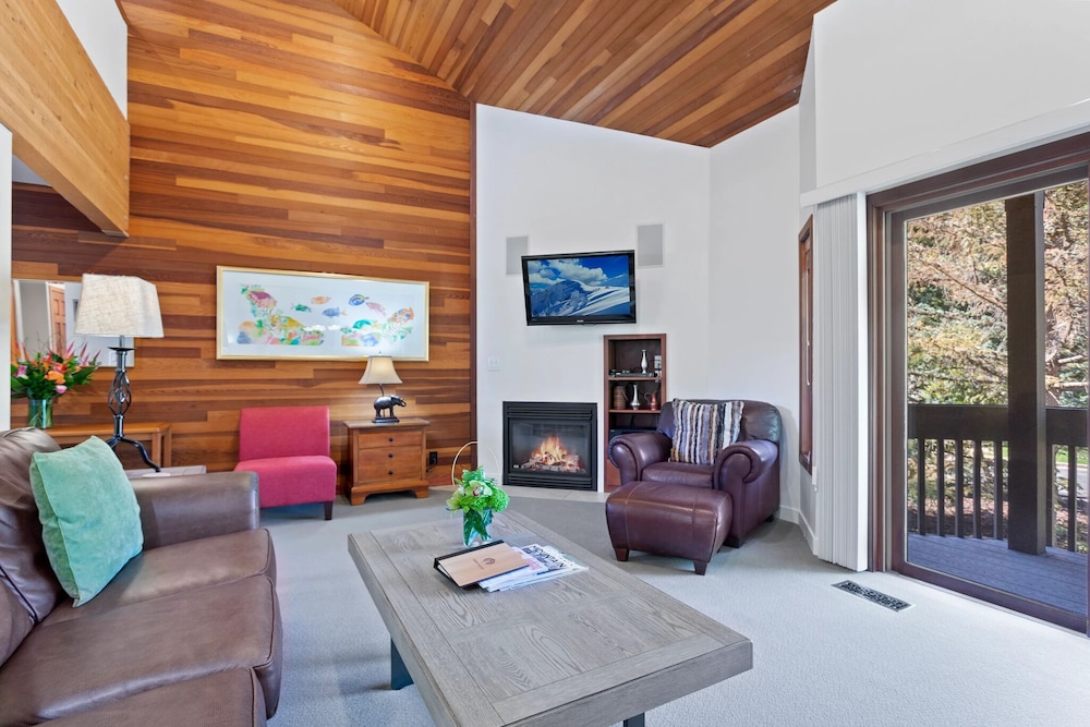 Lakeside at Deer Valley Resort - Two Bedroom Condo #1733 2 Condo