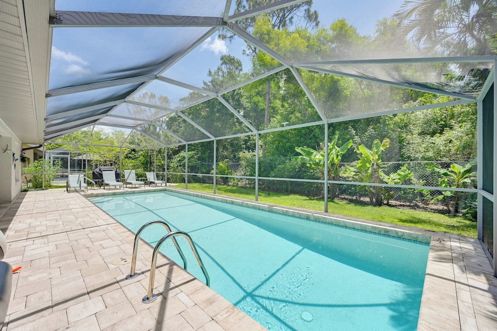 Resort Community Escape: Naples Home 5 Mi to Beach