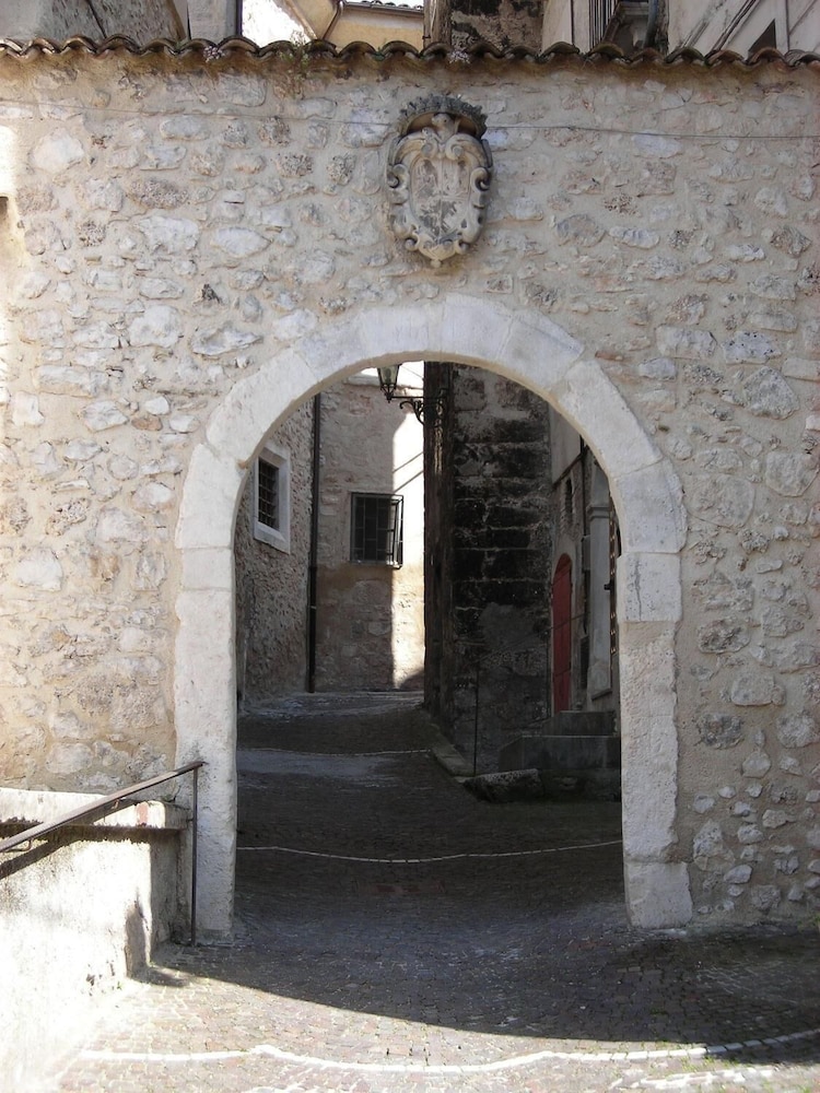 Photo 24