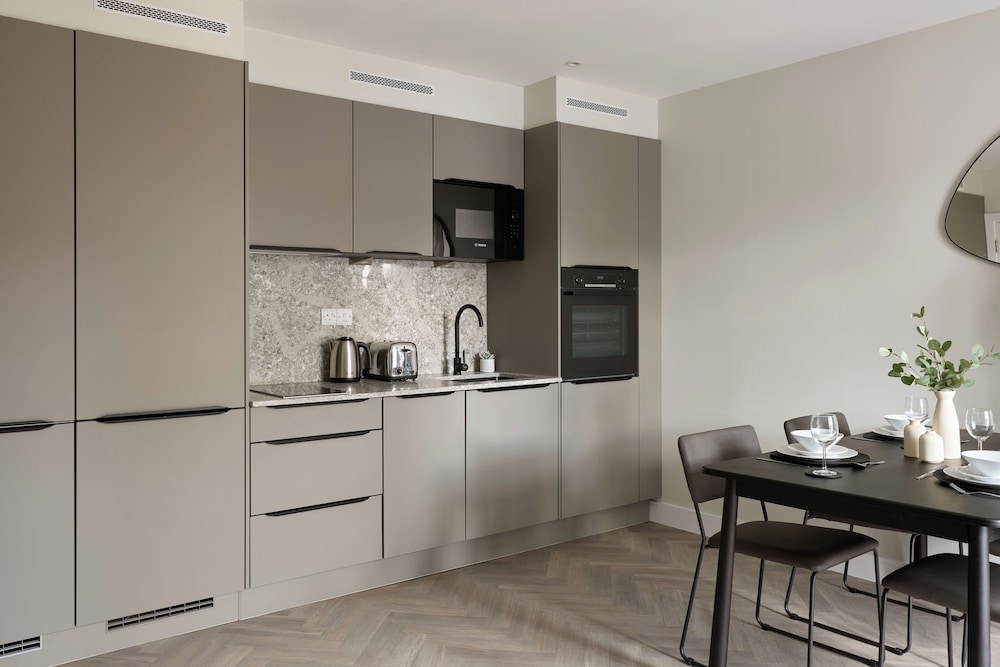 Commercial Road Serviced Apartments - London City East