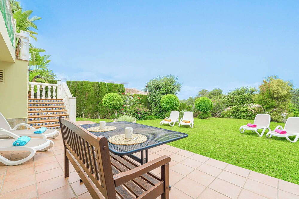 Villa Montgo View