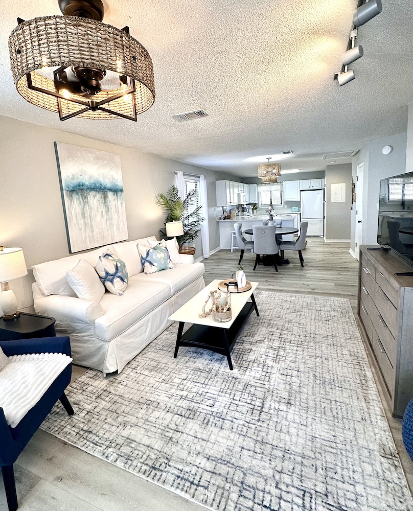 Sound Life 1 Bedroom Condo