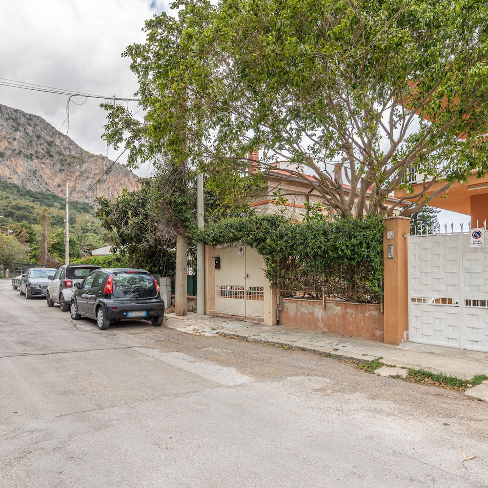 Addaura Seaview Apartment