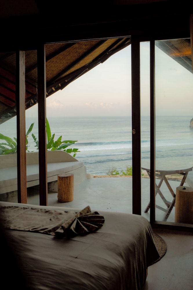 Elysian Cove - One bedroom