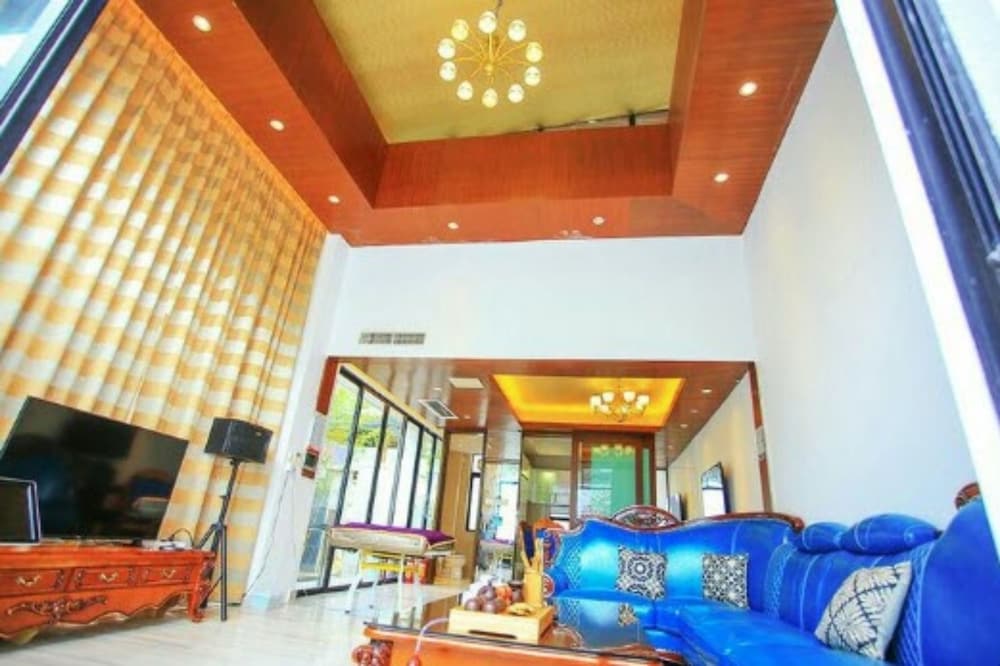 Moon River Villa No 5 view 5