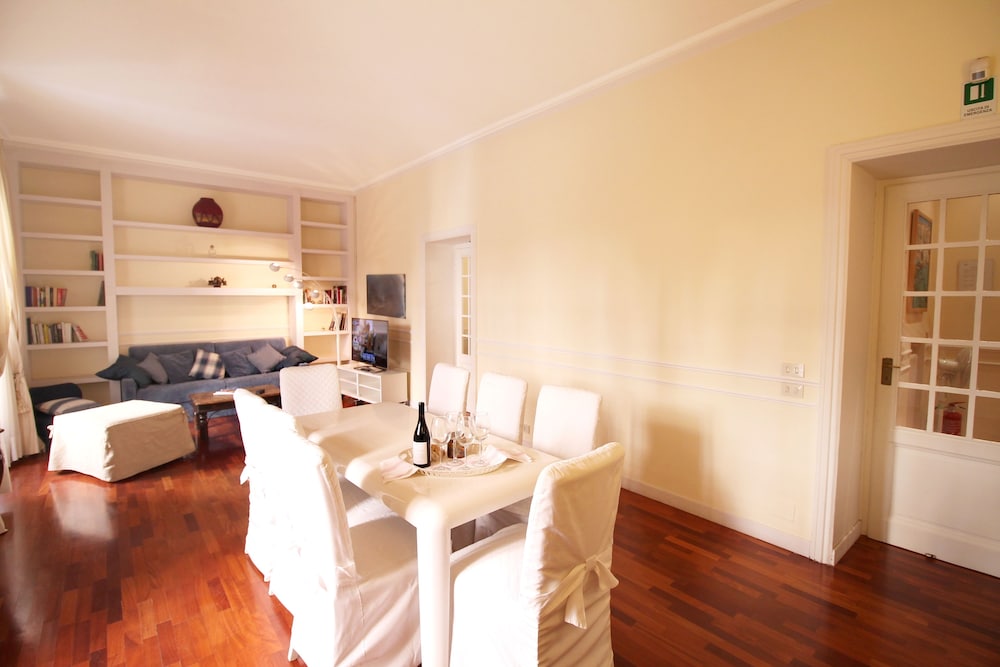 Wonder Prestigious Apt