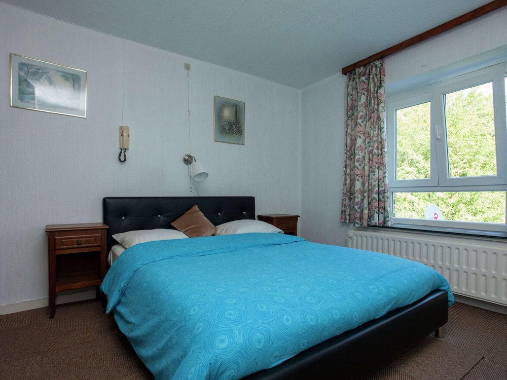 House in Natural Area Ideal for Families with Games Room, Sauna, Hot Tub view 5