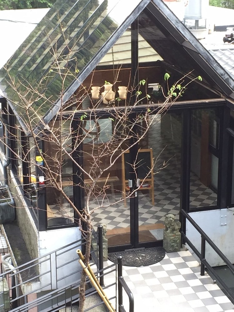 Lucky House