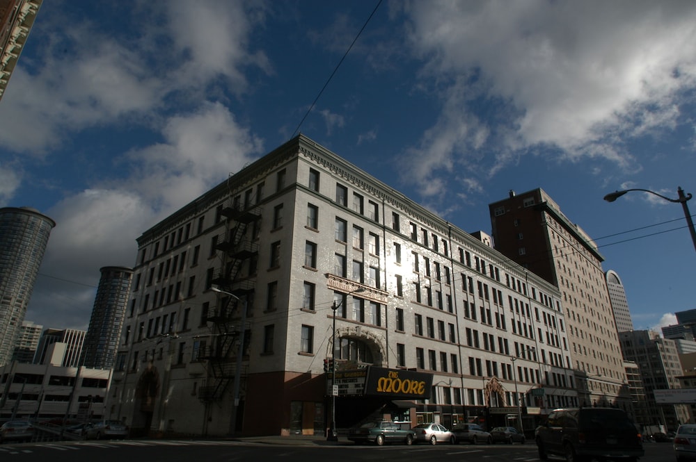 Hotel The Moore Hotel - Image 1