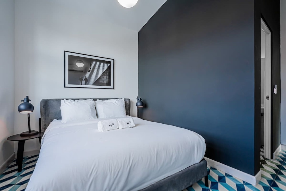 w Amazing 2BR in Santa Ana