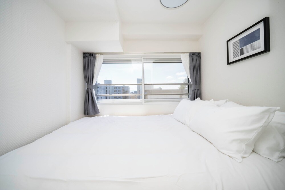 HILLSGARDEN 405