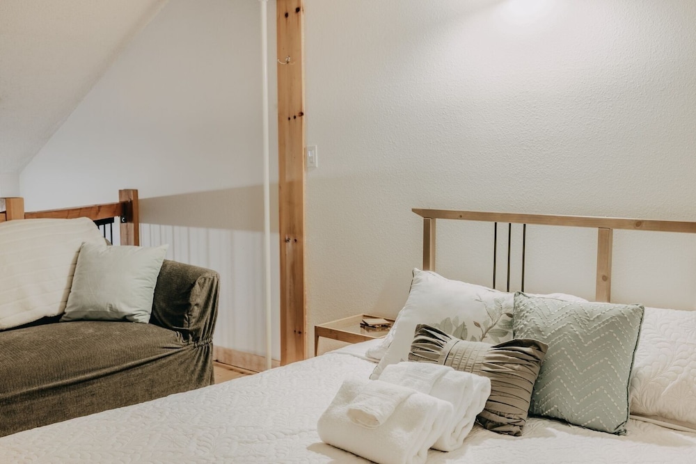 Glacier Mt Baker Lodging