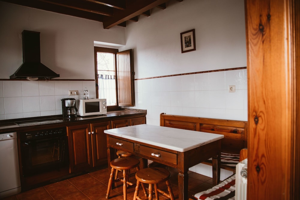 Casa Carquera, in the Heart of Asturias view 2