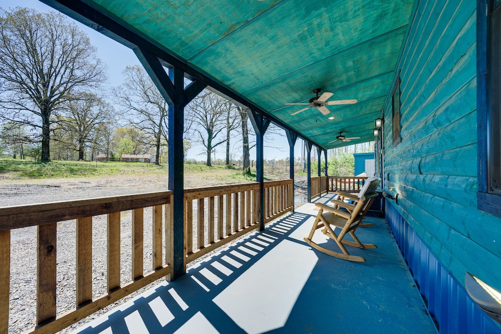 Broken Bow Cabin w/ Hot Tub, Fire Pit & Creek View view 4