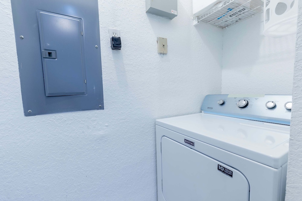 Dreamy Apartment Just 15 Minutes From Disney