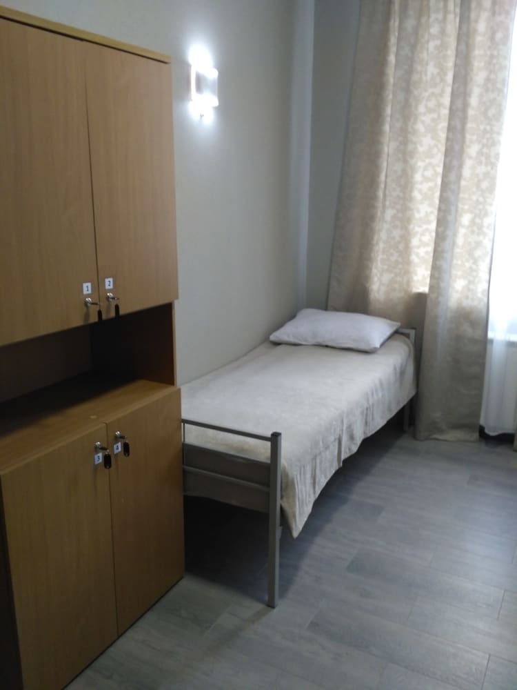 Hostel Penates
