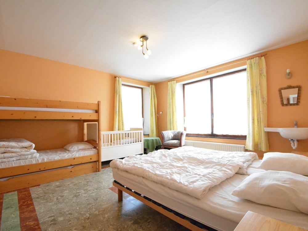 Spacious Retreat, Daverdisse view 2